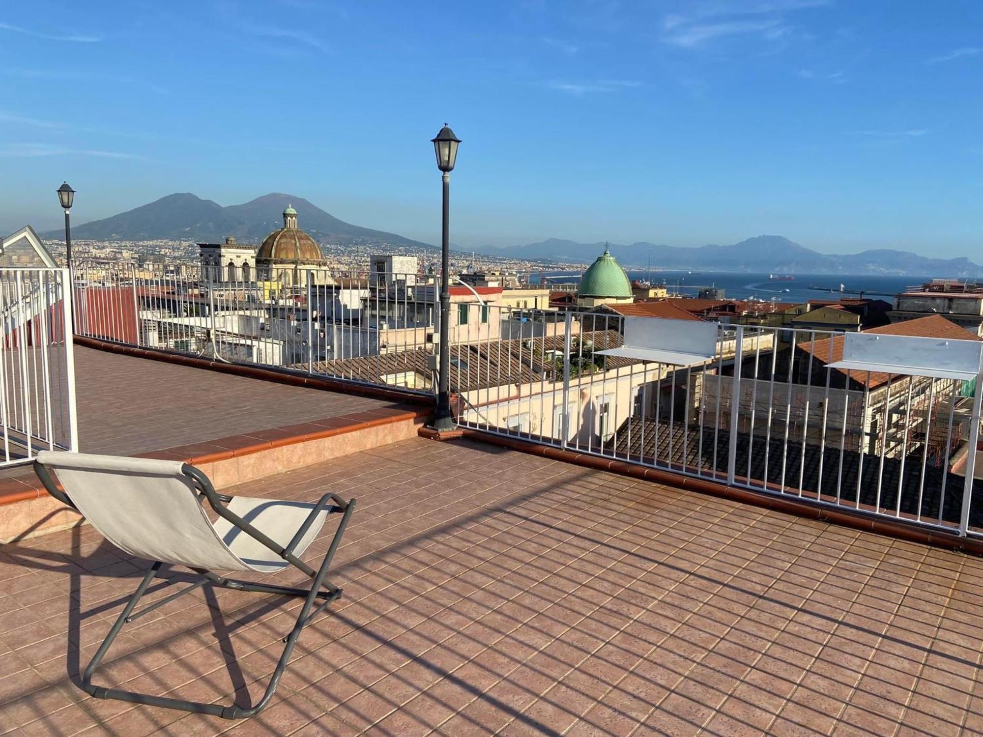 La Casa Sui Tetti Bed & Breakfast Napoli Ngoại thất bức ảnh