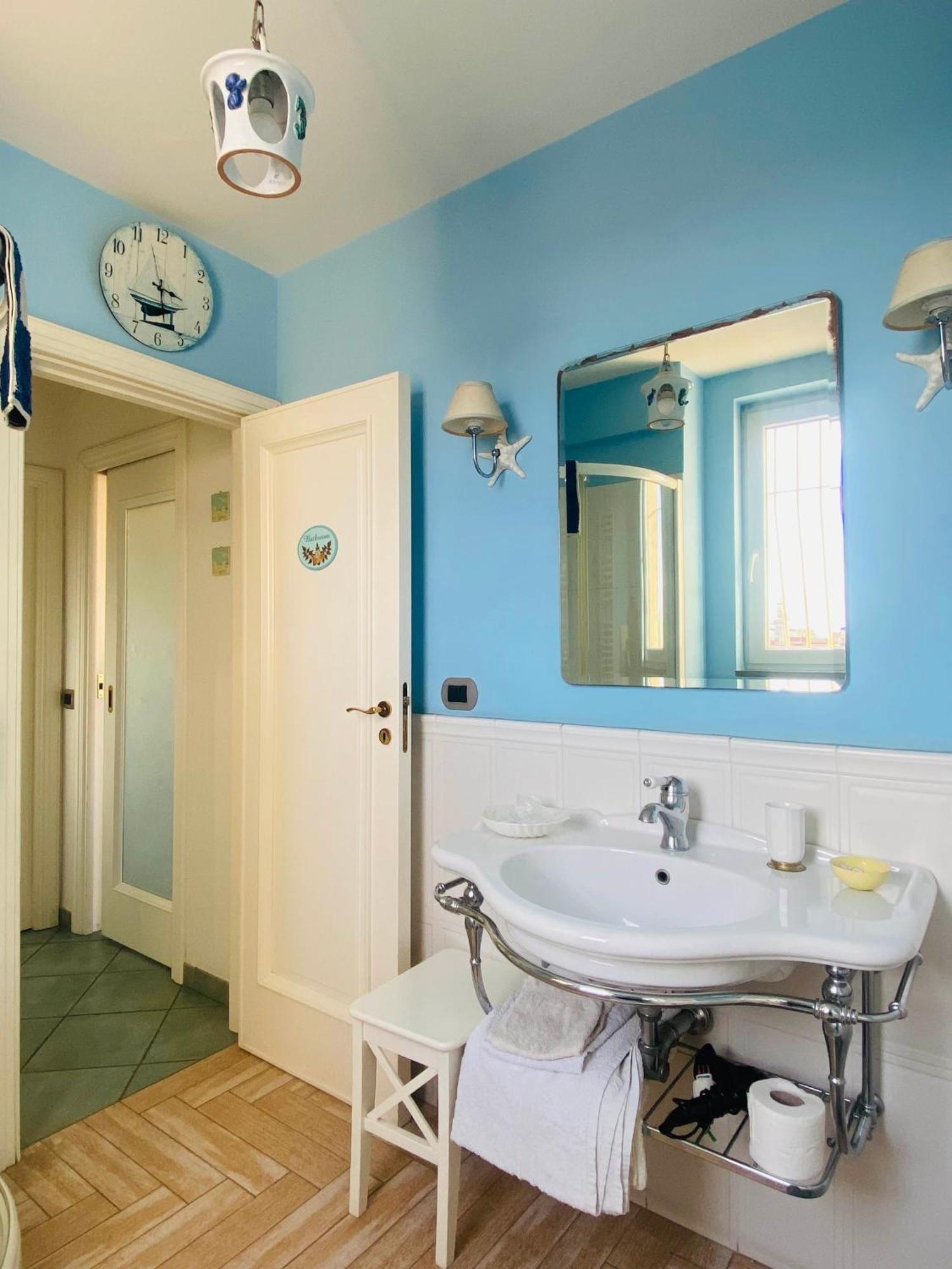 La Casa Sui Tetti Bed & Breakfast Napoli Ngoại thất bức ảnh
